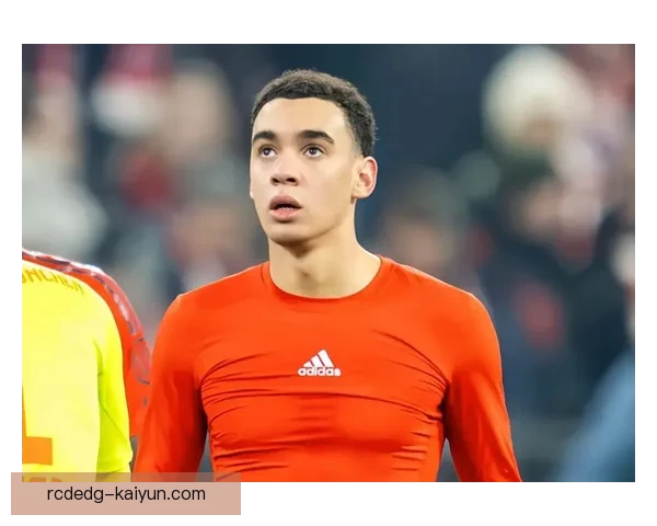 穆西亚拉持续提升，展现新一代十号位典范的潜力与实力